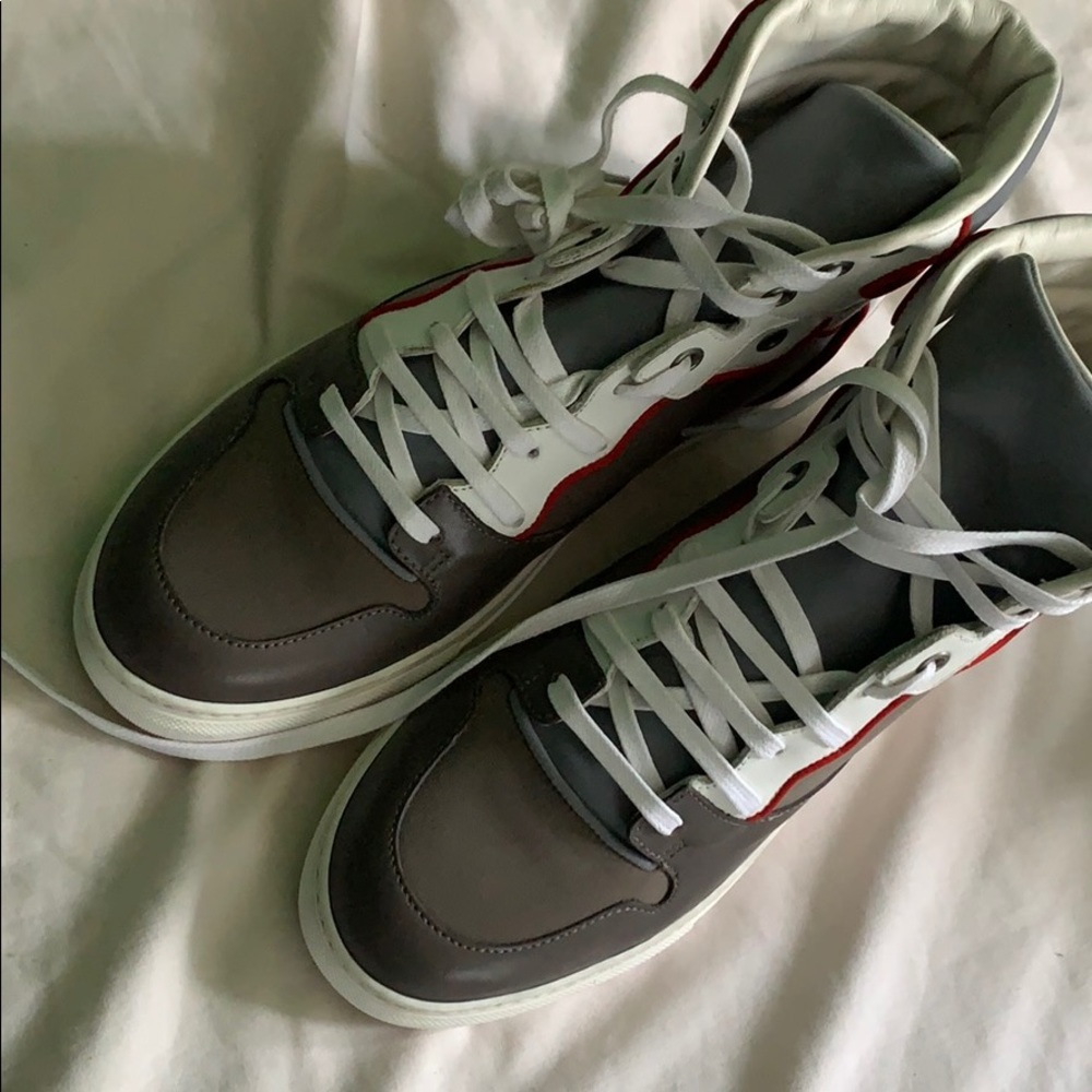 Women’s balenciaga sneakers brand new sz 9